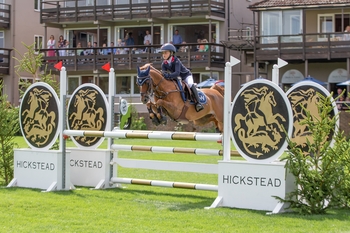 Diminutive superstar, Annabel Widdowson, makes history at Hickstead Diminutive superstar, Annabel Widdowson, makes history at Hickstead